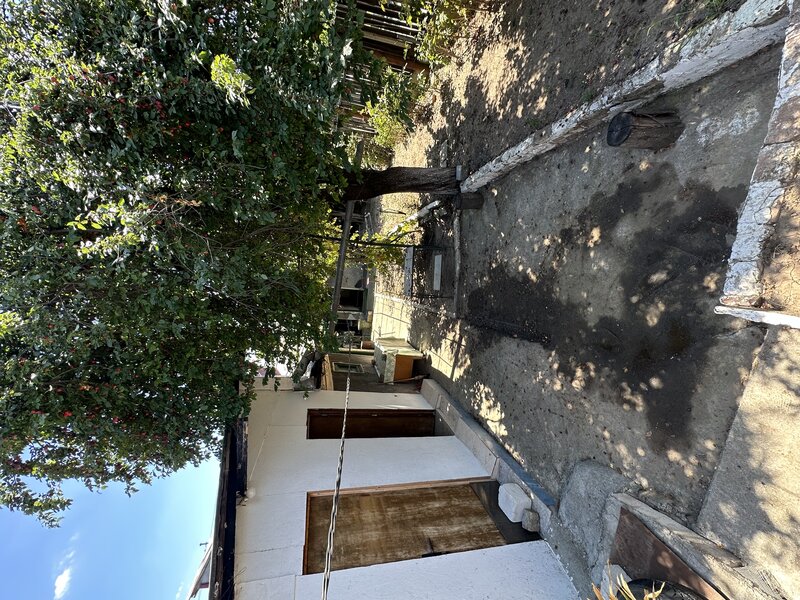 Rahova, Sos Alexandriei, Dr. Luptatorilor Antifascisti, casa batraneasca.